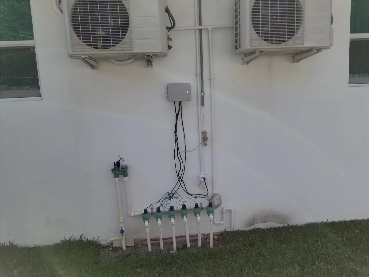 Photo 3 at 4217 SW 61st Avenue, Davie