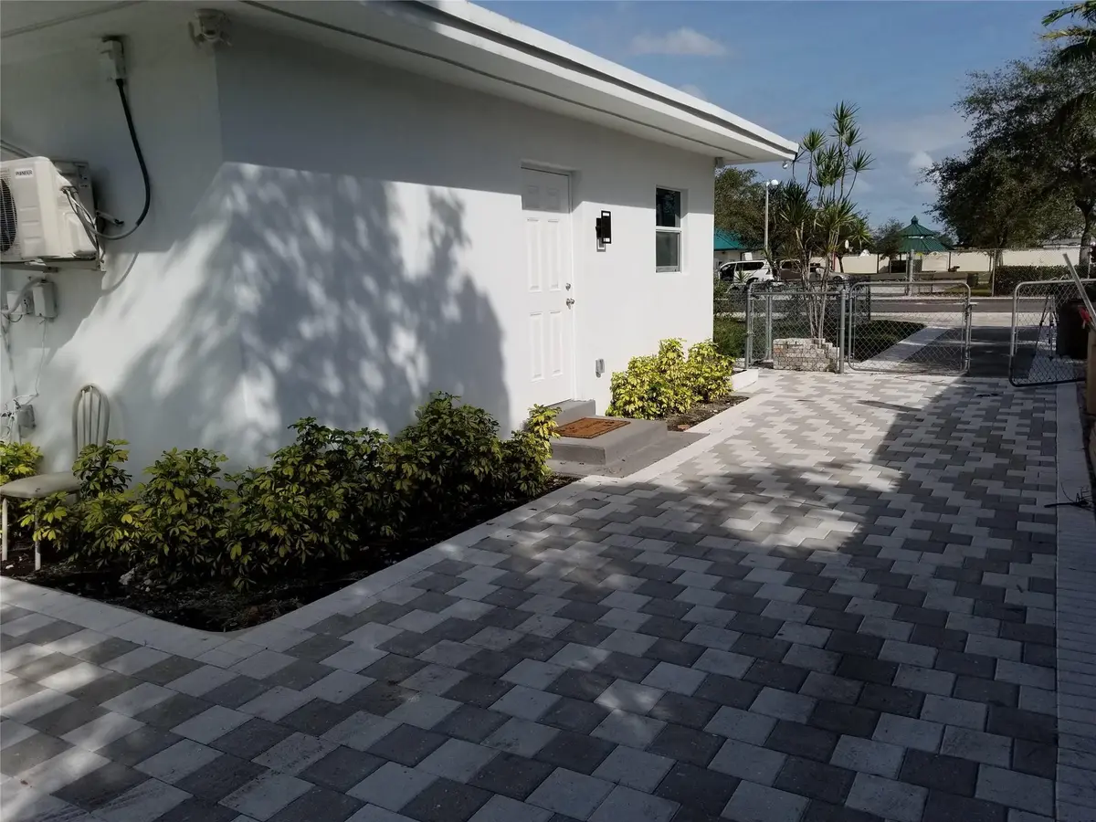 Side of Structure at 4217 SW 61st Avenue, Davie