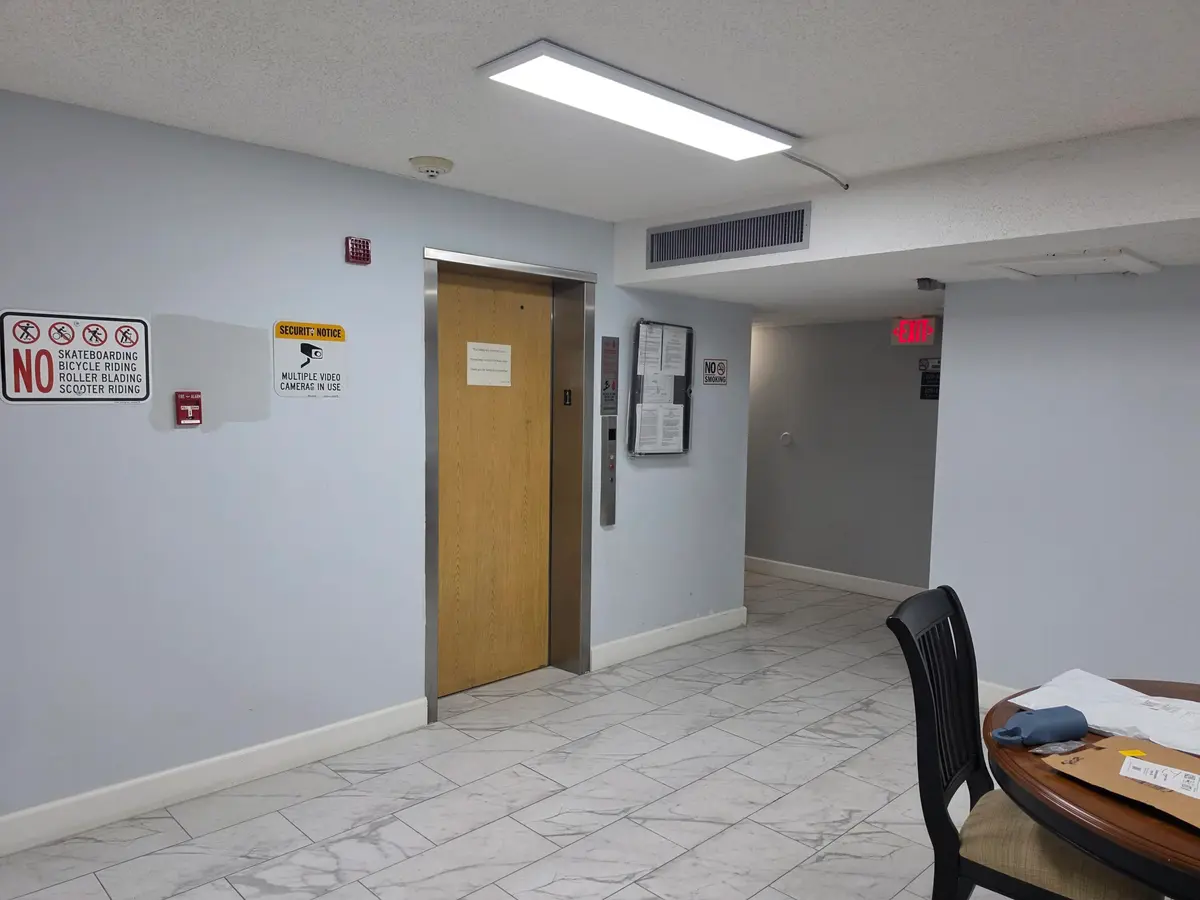 733 SE 1st Way 102, Deerfield Beach, FL – photo 6