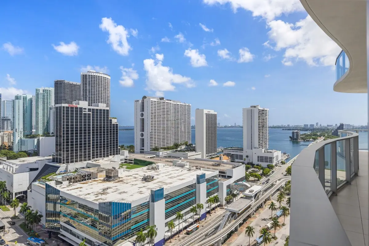 1400 Biscayne Boulevard 2007, Miami, FL – photo 1