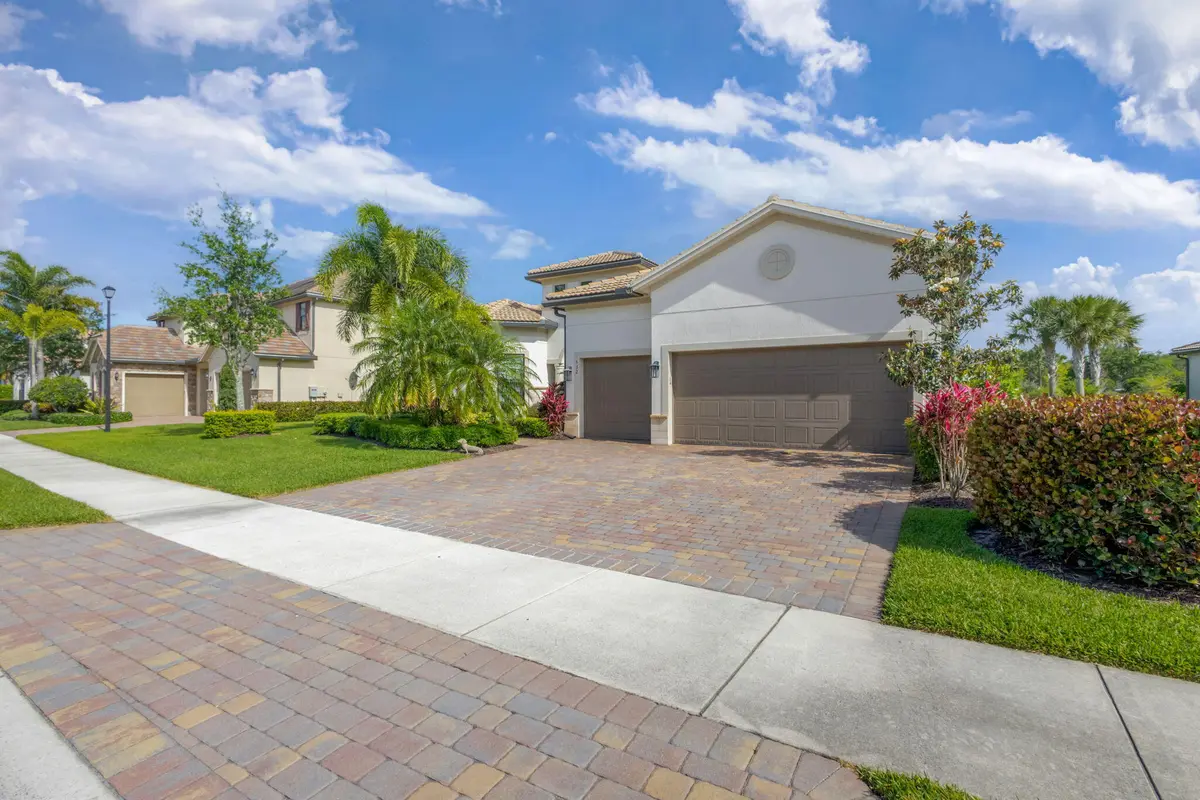 3-web-or-mls-5D1A3825_HDR at 532 Sonoma Isles Circle, Jupiter