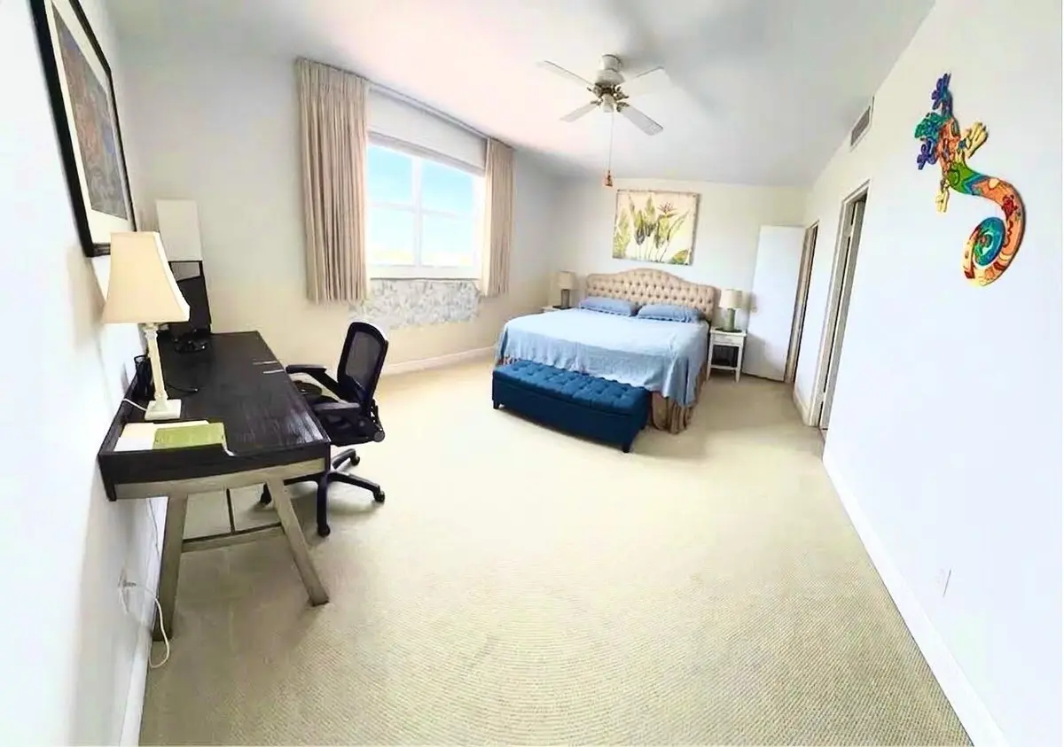 LG. MBR at 2840 S OCEAN Boulevard 601, Palm Beach