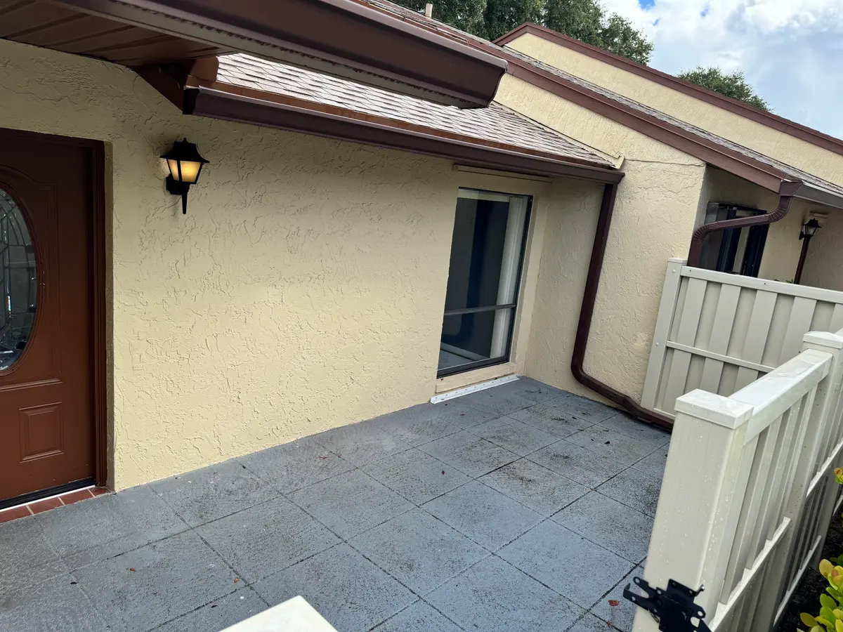 Courtyard at 1025 Green Pine Boulevard B, West Palm Beach