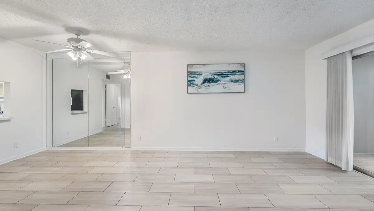 16-web-or-mls-DSC06675 at 601 NW 78TH Terrace 106, Margate