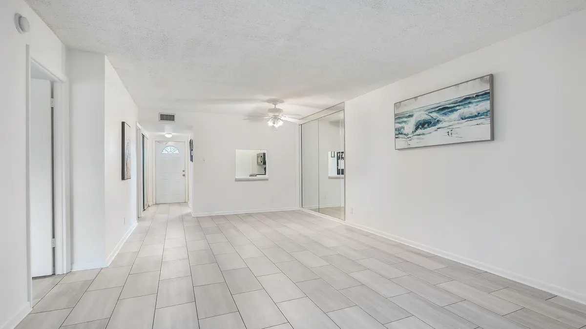 20-web-or-mls-DSC06687 at 601 NW 78TH Terrace 106, Margate