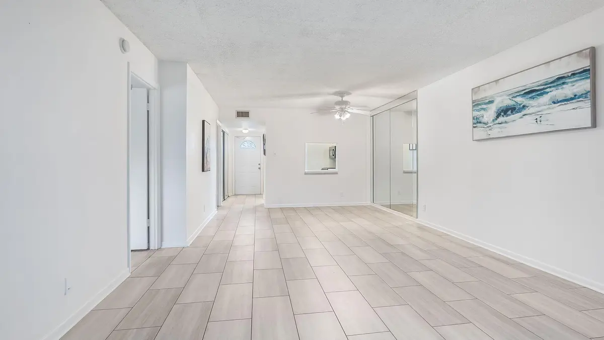 21-web-or-mls-DSC06692 at 601 NW 78TH Terrace 106, Margate