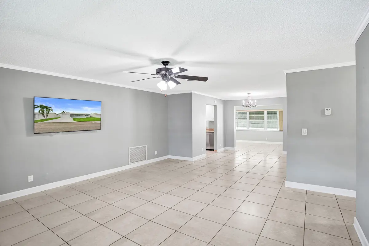 DSC05698 at 1013 SW 15th Street, Boynton Beach