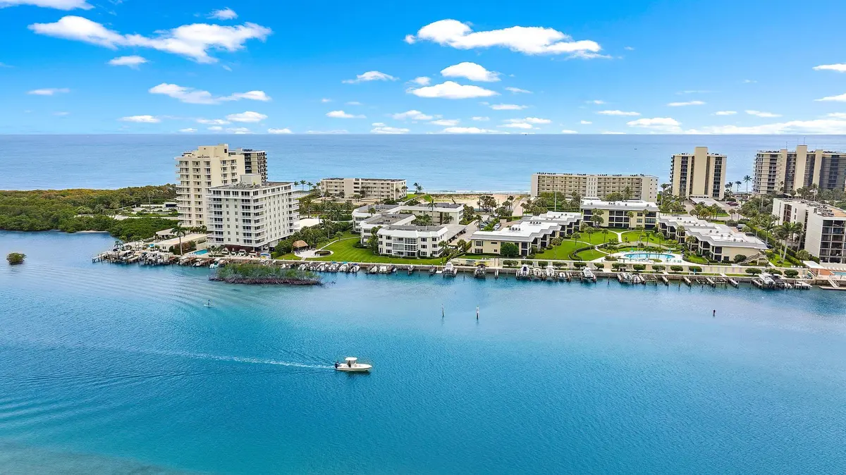 325 S Beach Rd unit 210-27 at 325 S Beach Road 210, Tequesta