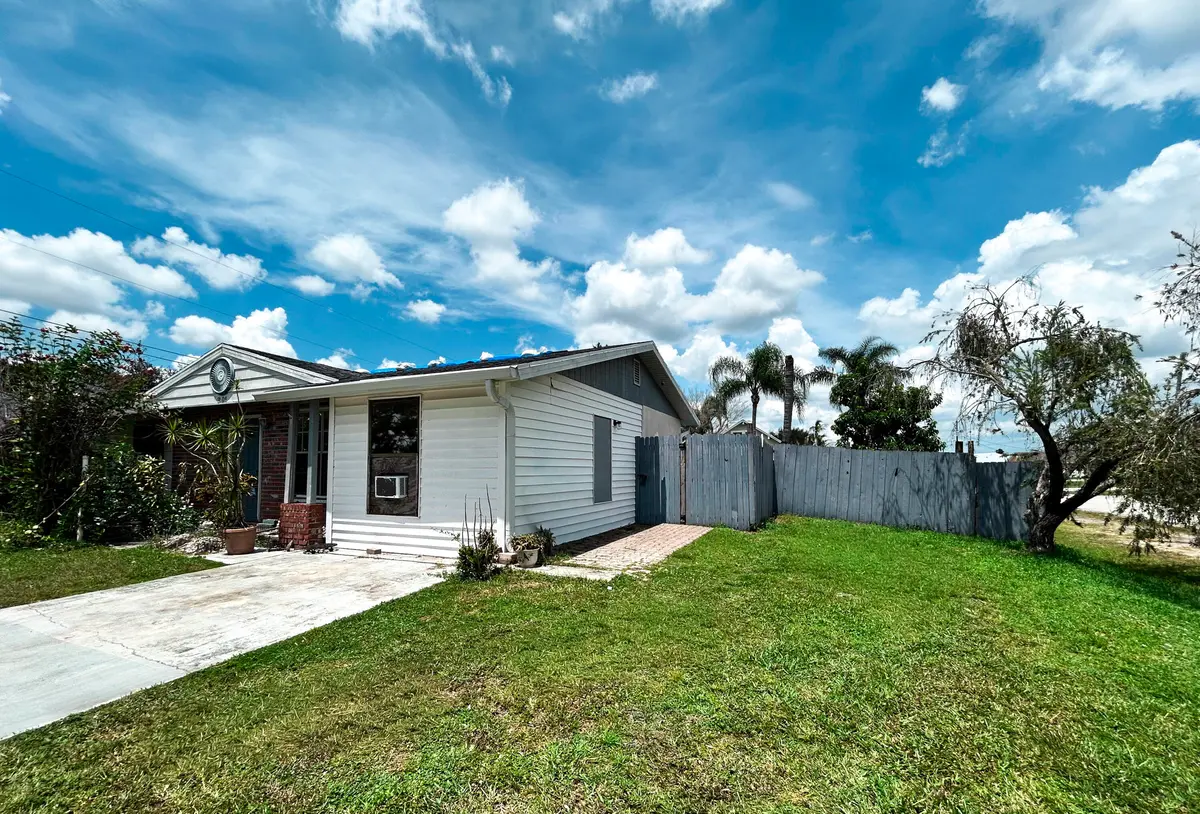 4-IMG_6693 at 201 NW Floresta Drive, Port St. Lucie