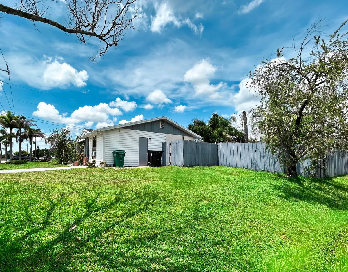 2-IMG_6691 at 201 NW Floresta Drive, Port St. Lucie