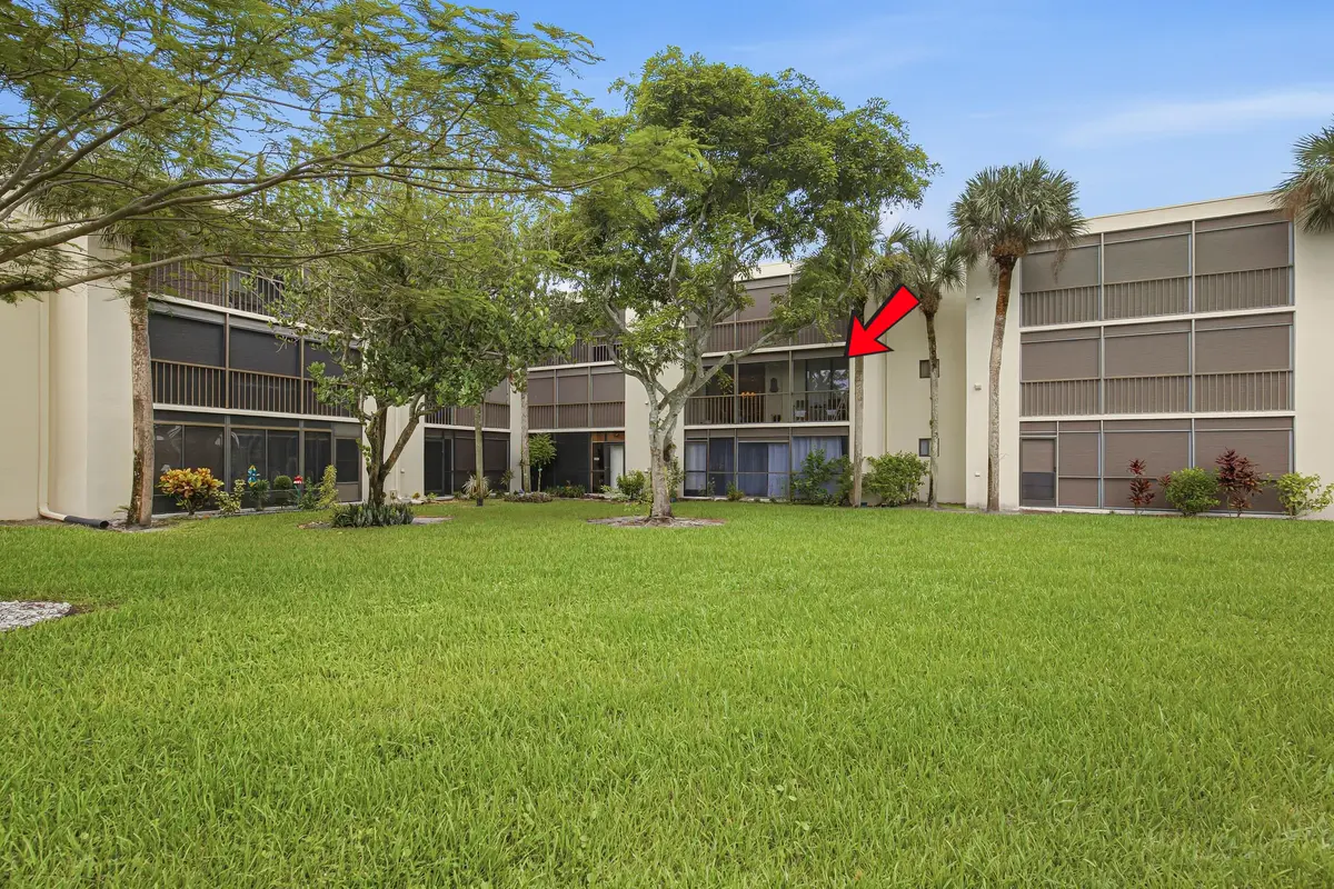 Back Building at 5340 LAS VERDES Circle 202, Delray Beach