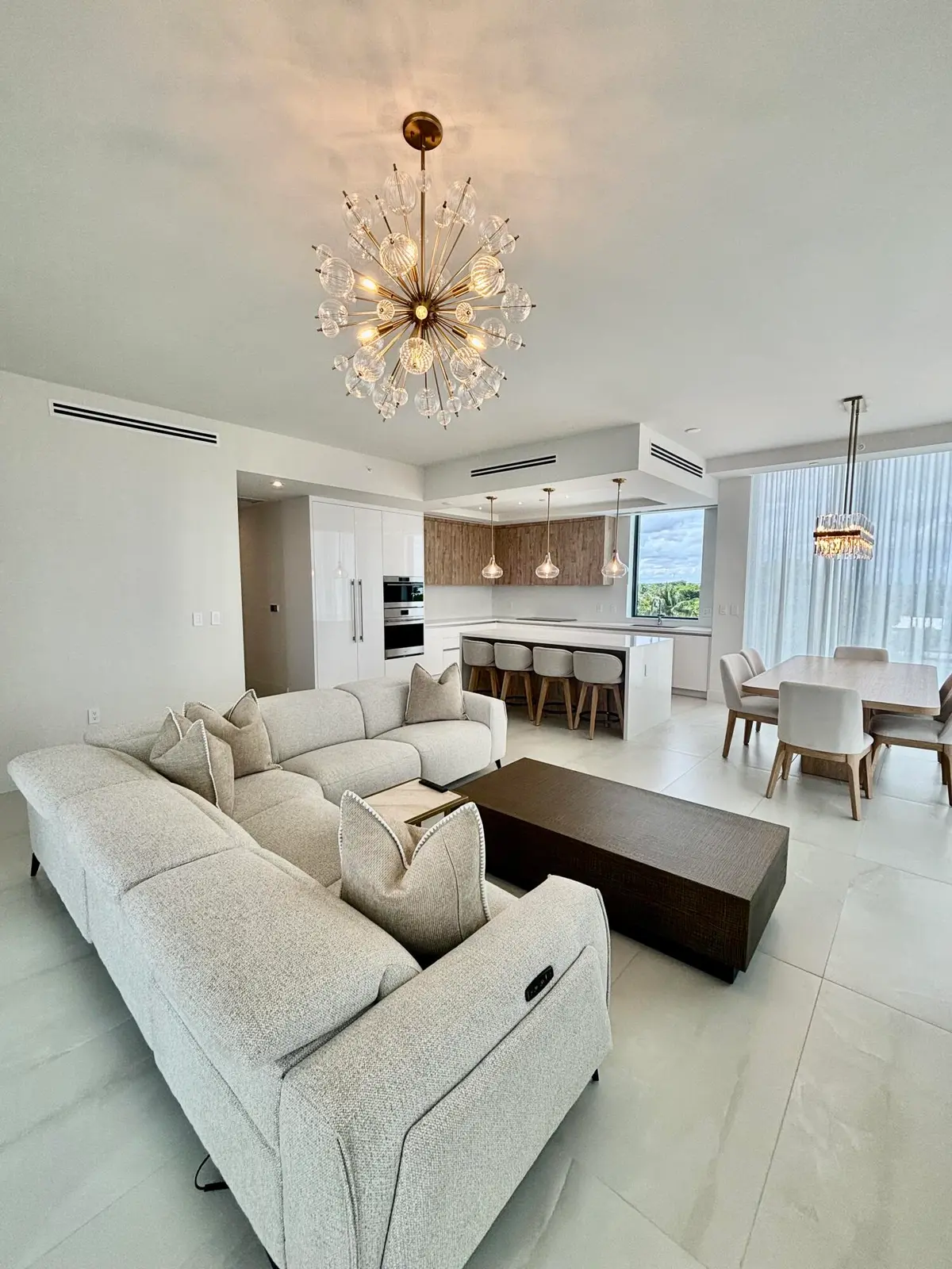 IMG_8223 at 305 BRINY Avenue 406, Pompano Beach