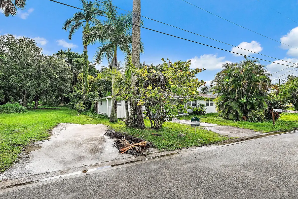 1297 NW Charlie Green Dr-2 at 1297 NW Charlie Green Drive, Stuart