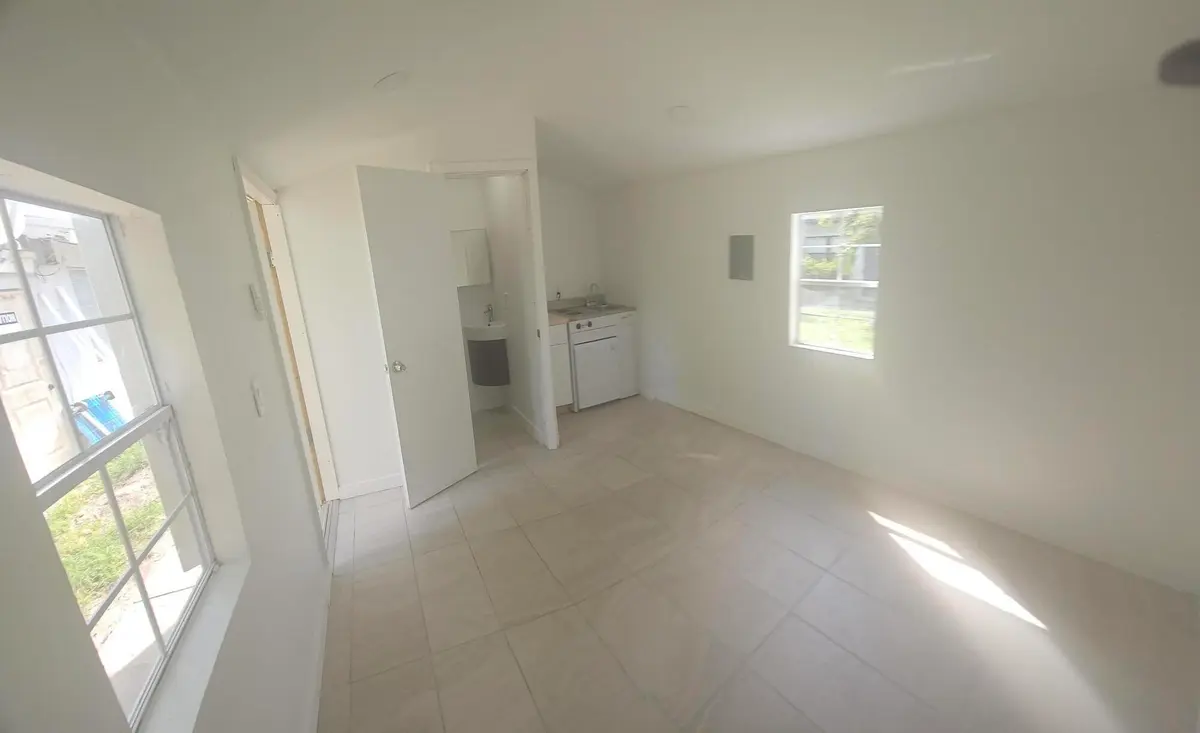 20260914_105916 at 1133 NE 15th Avenue 17, Fort Lauderdale