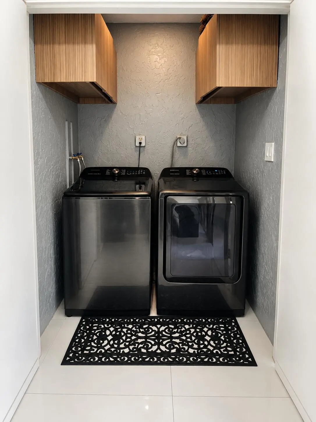 Laundry room at 9050 NW 28TH Street 122, Coral Springs