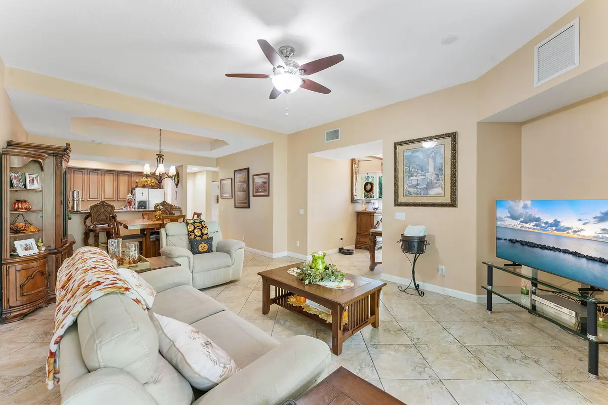20-web-or-mls-DSC05629 at 3502 SW Sawgrass Villas Drive 5-A, Palm City