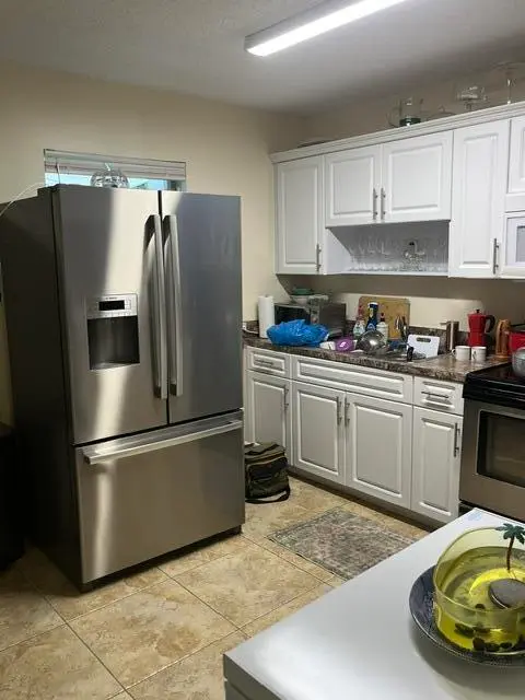 kit 426 at 424 Jennings Avenue, Greenacres