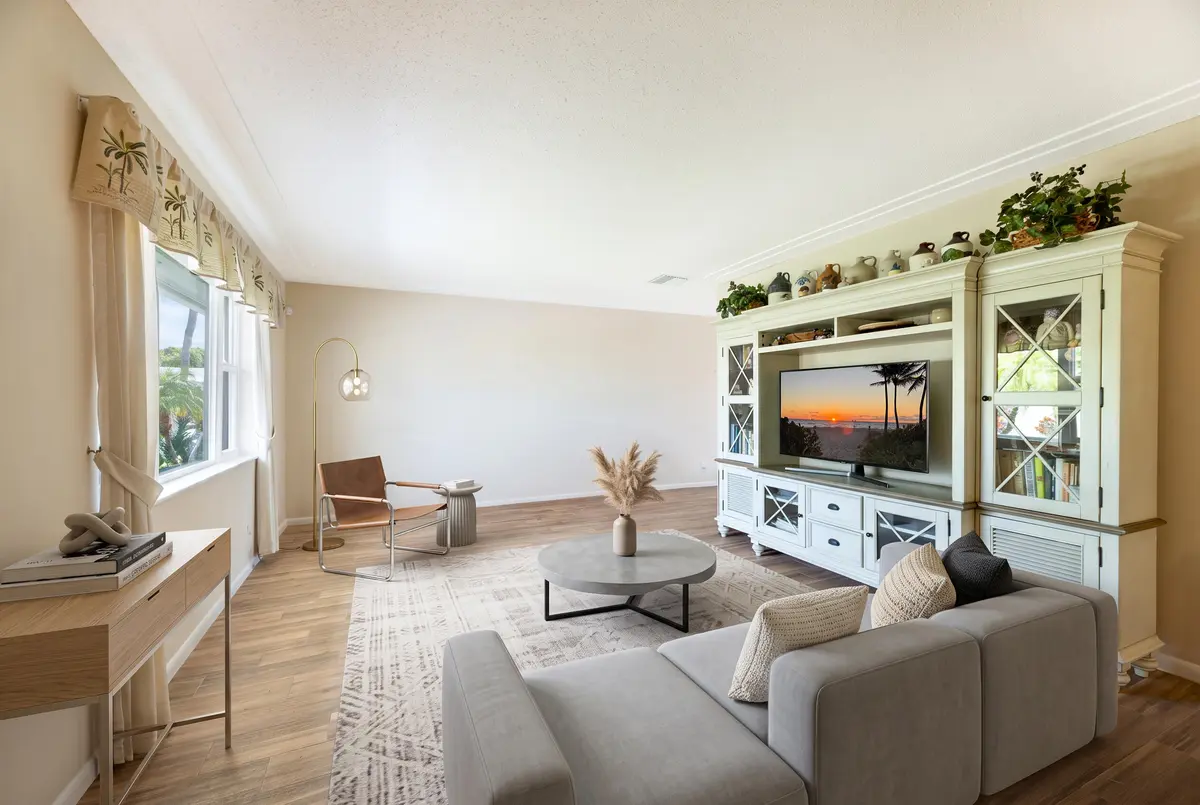 118 2 at 118 SW 15TH Court, Boynton Beach