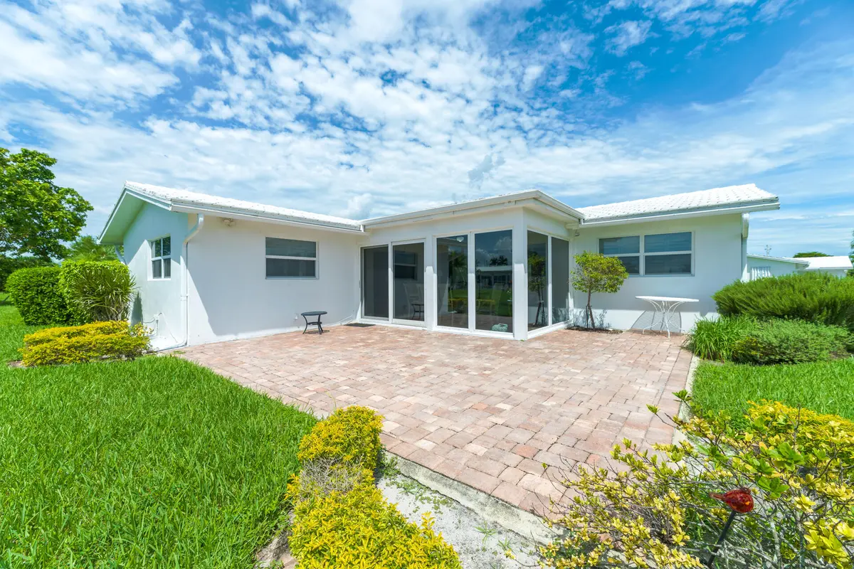 118 patio - Copy at 118 SW 15TH Court, Boynton Beach