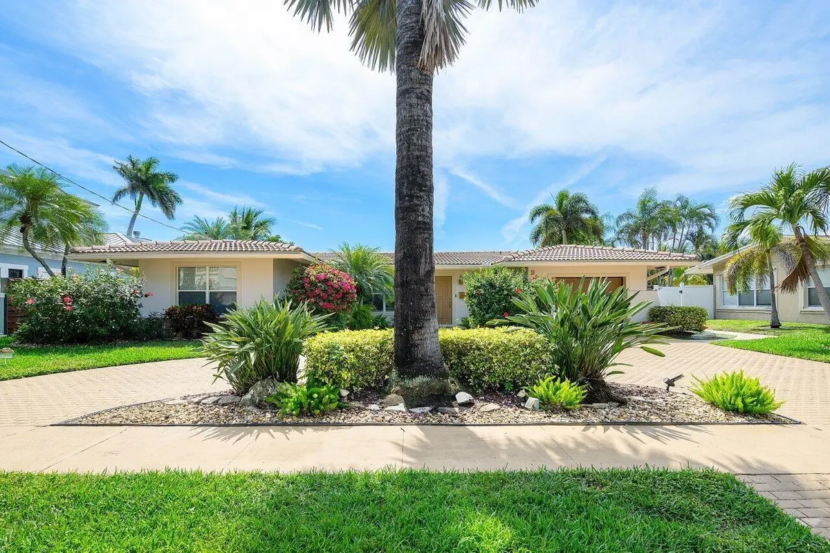 Front at 2330 NE 48TH Street, Lighthouse Point
