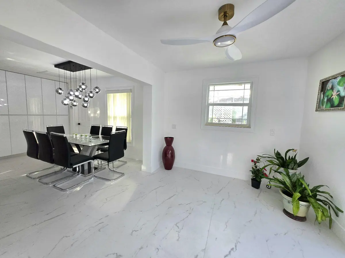 pic5 at 12231 Areaca Drive, Wellington