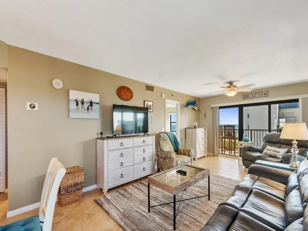 Living Area at 5163 N Hwy A1A 820, Hutchinson Island