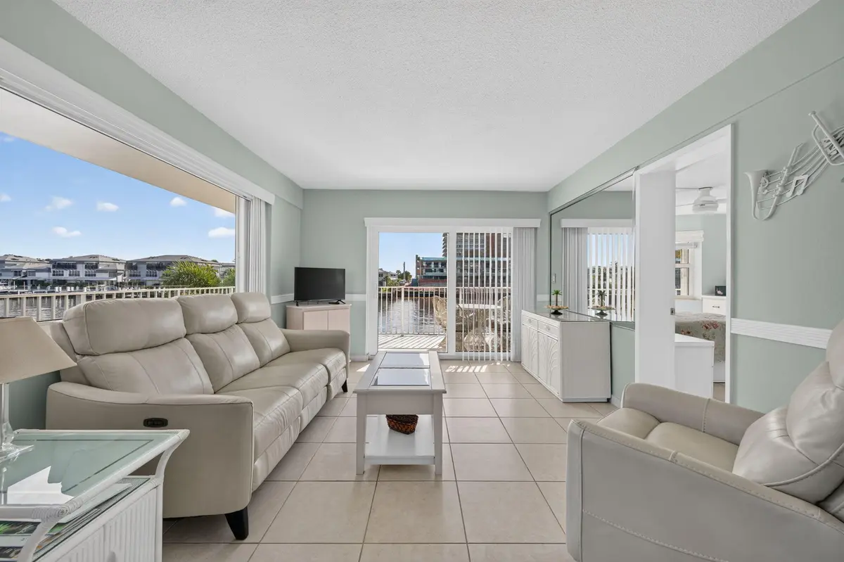 17-web-or-mls-DSC_9127 at 1536 SE 15TH Court 210, Deerfield Beach