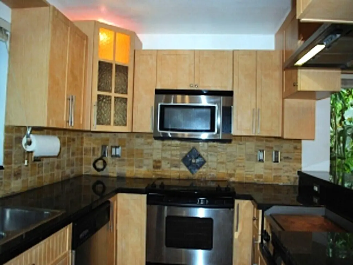 5_63984861_5_1744644611 at 1000 NW N River Drive 16, Miami
