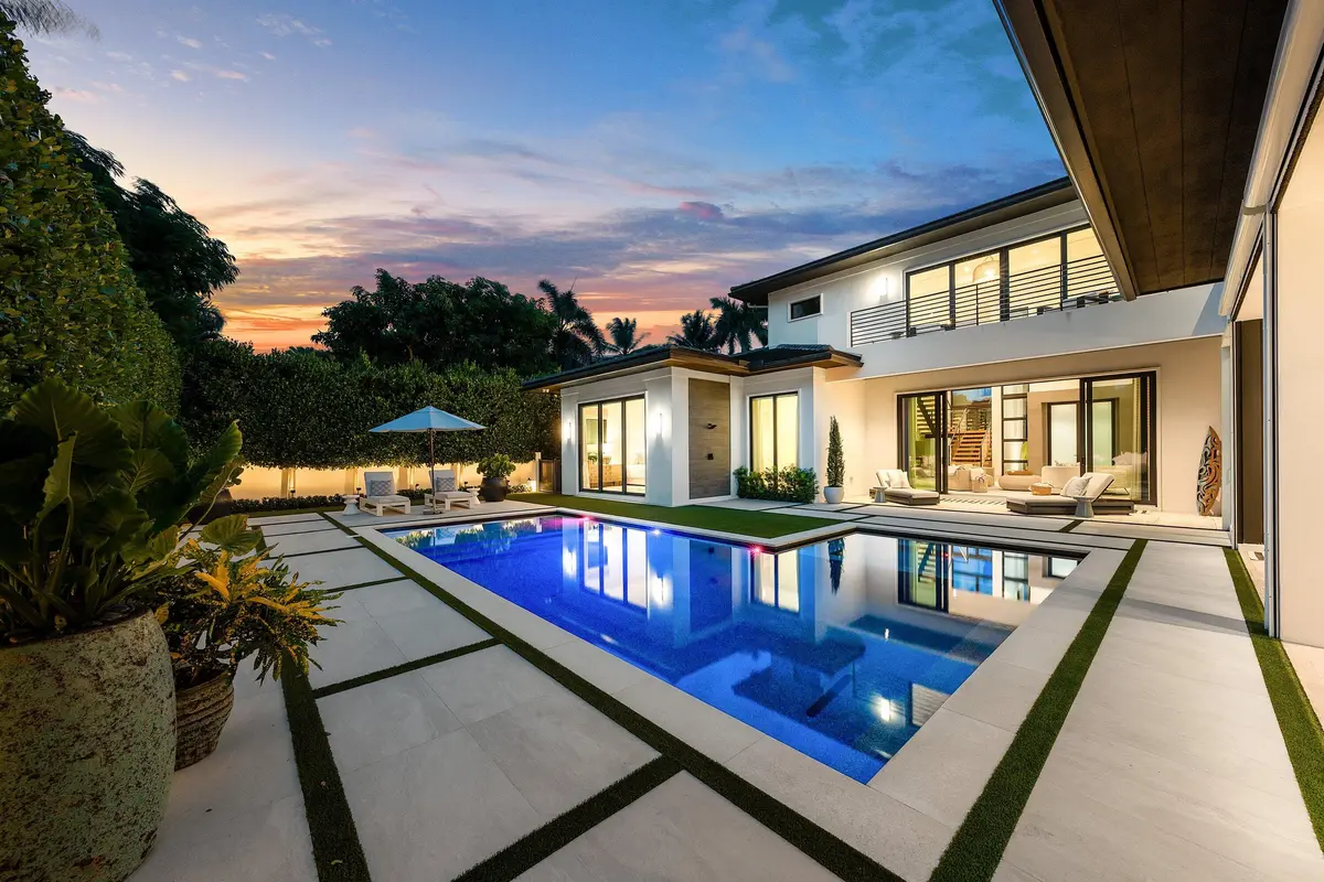 #46 at 800 Seagate Drive, Delray Beach