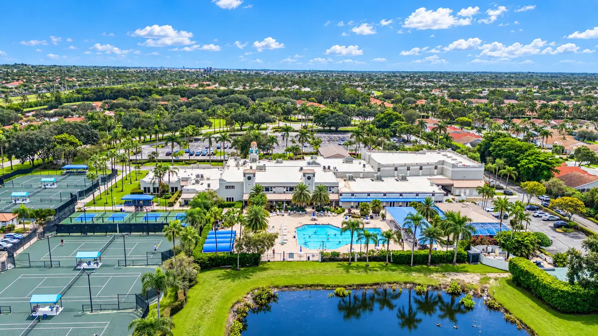 DJI_20260918110002_0058_D at 7336 LAKE MEADOW Way 202, Boynton Beach
