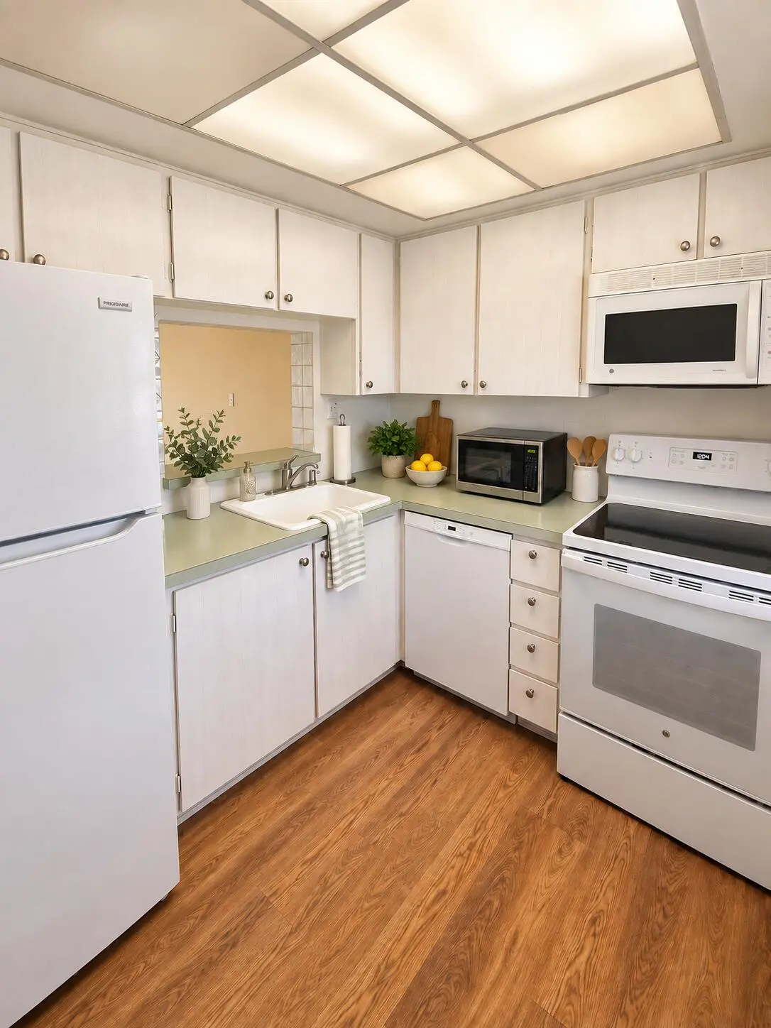 IMG_0357 at 5580 TAMBERLANE Circle 334, Palm Beach Gardens