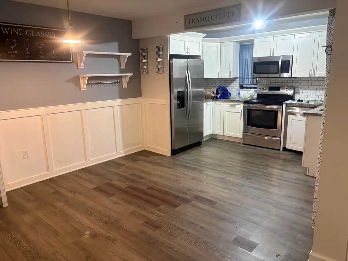 Dinning & Kitchen at 3449 SW 52ND Avenue 3449, Hollywood