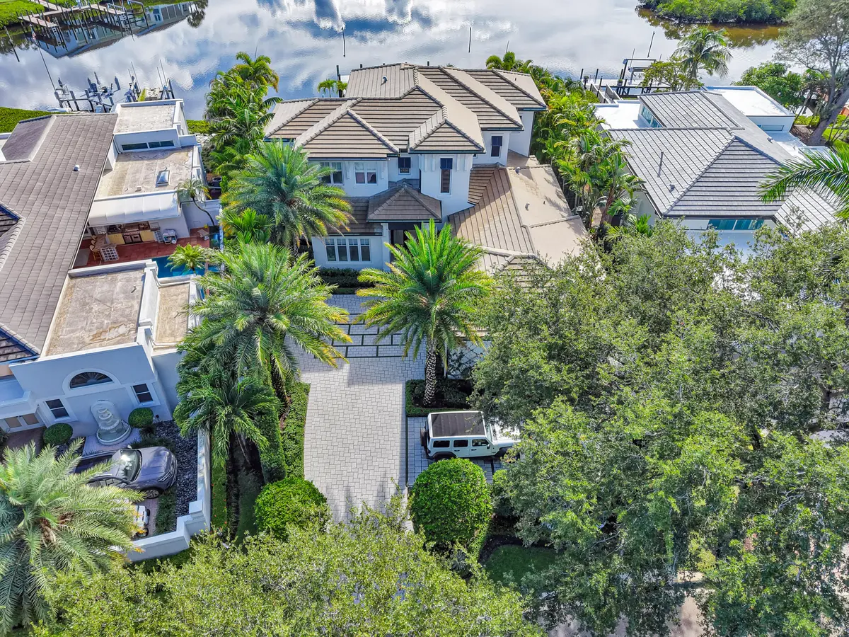 DJI_20260919095818_0394_D at 130 Waters Edge Drive, Jupiter