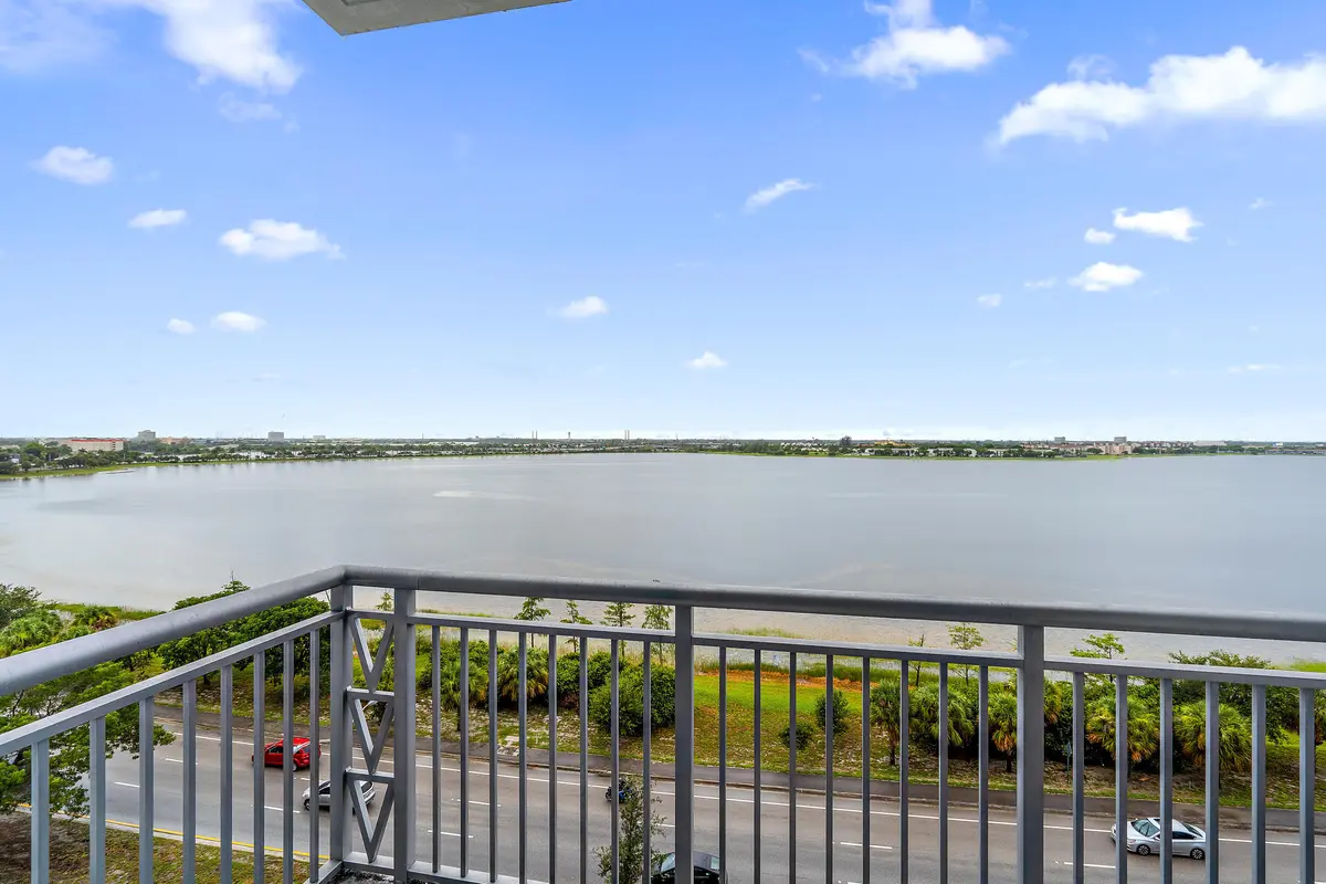 035-300SAustralianAve-WestPalmBeach-FL-f at 300 S Australian Avenue 811, West Palm Beach