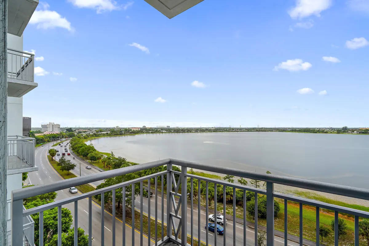 036-300SAustralianAve-WestPalmBeach-FL-f at 300 S Australian Avenue 811, West Palm Beach