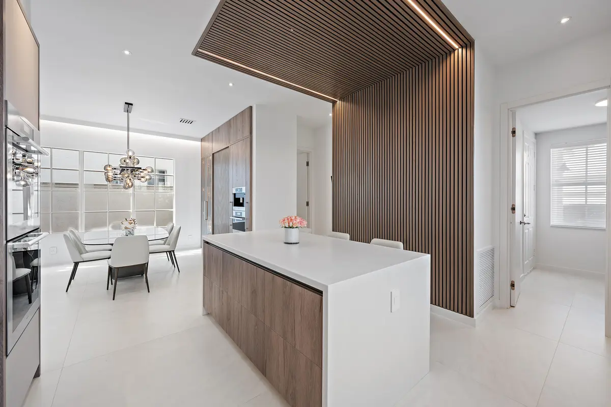 Kitchen at 39 Stoney Drive, Palm Beach Gardens