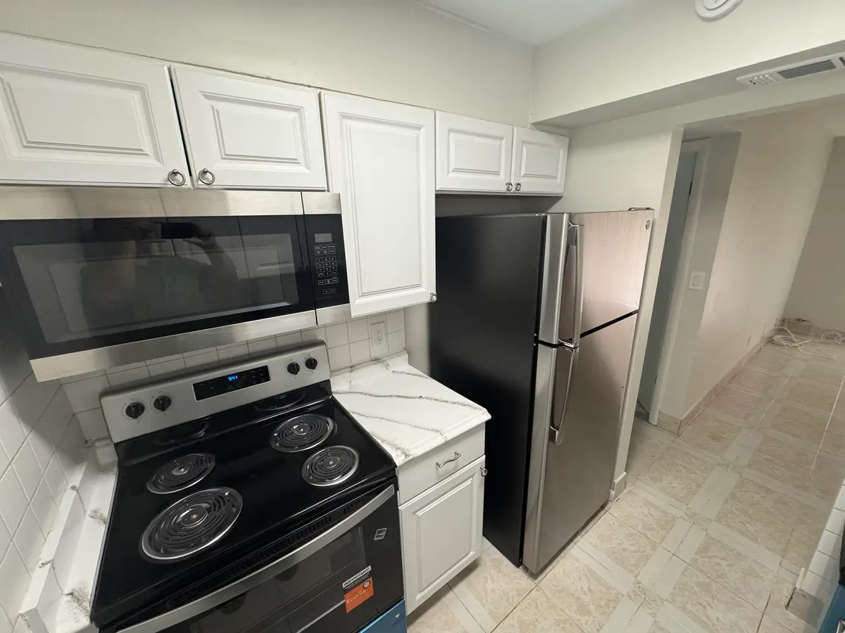 Galley Kitchen at 1758 Abbey Road 102, West Palm Beach
