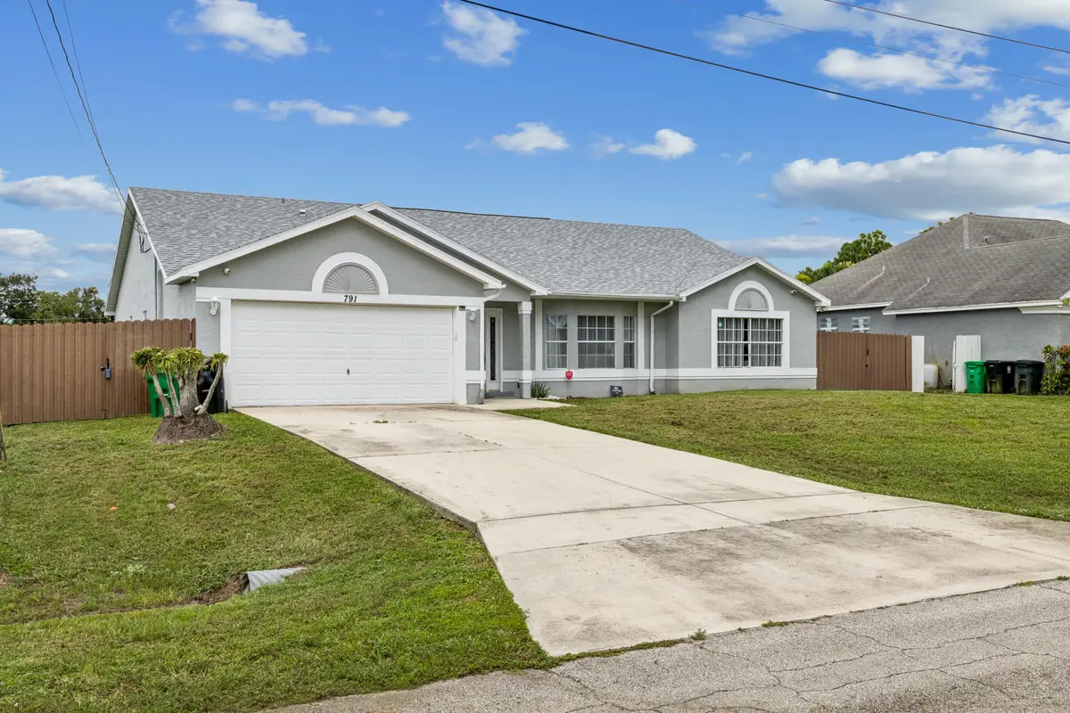 print_quality-791_SW_Hillsboro_Cir_004 at 791 SW HILLSBORO Circle, Port St. Lucie