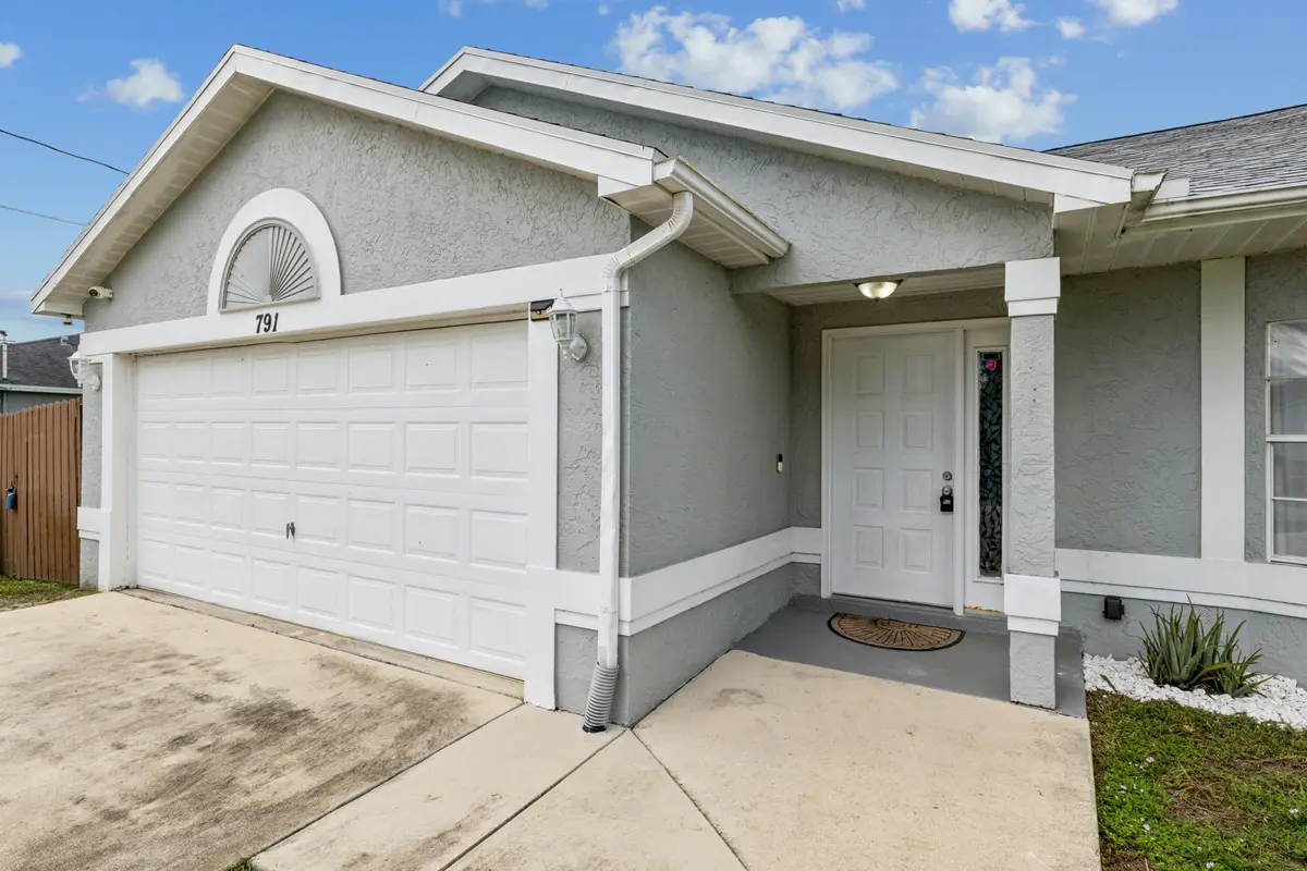 print_quality-791_SW_Hillsboro_Cir_005 at 791 SW HILLSBORO Circle, Port St. Lucie