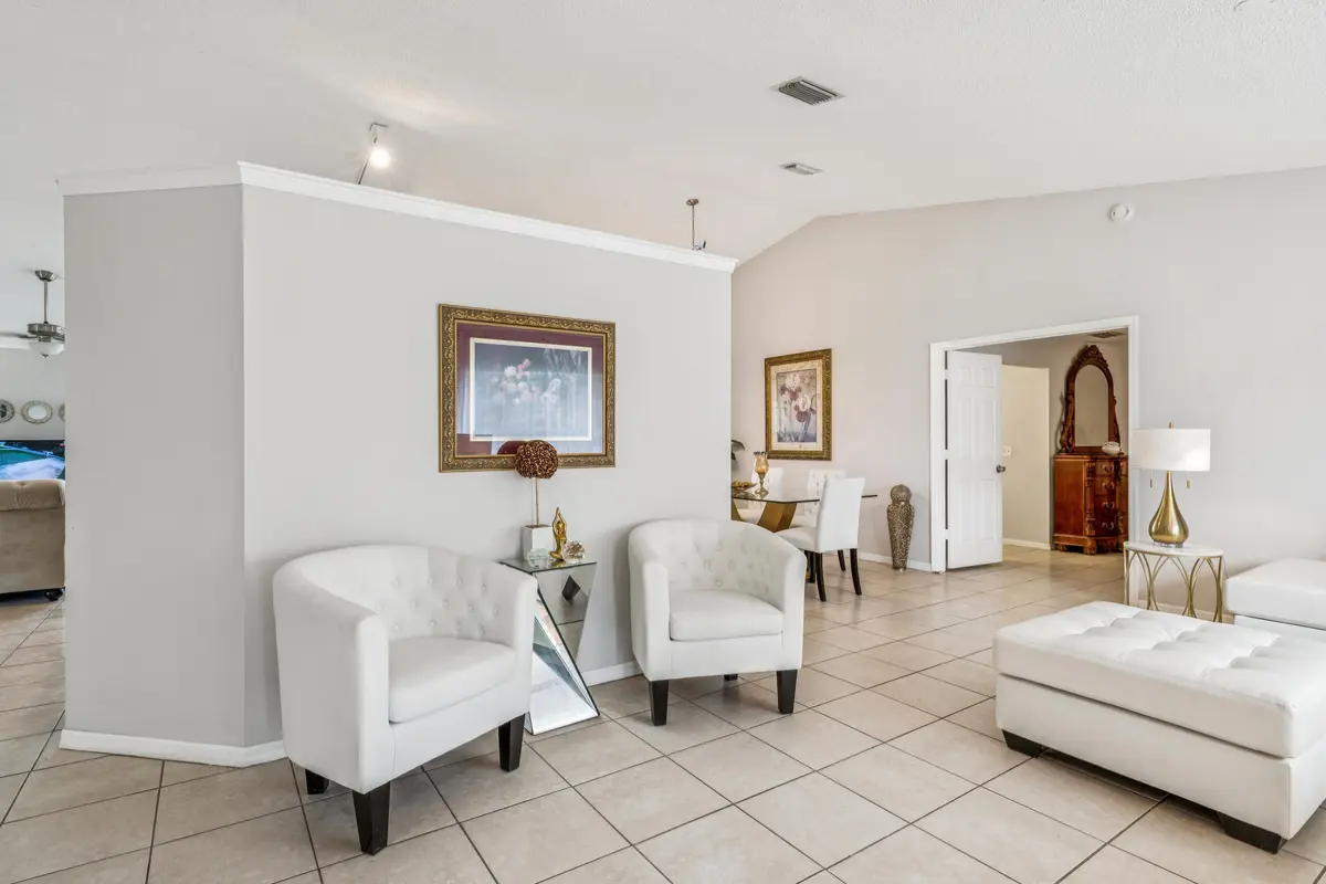 print_quality-791_SW_Hillsboro_Cir_008 at 791 SW HILLSBORO Circle, Port St. Lucie