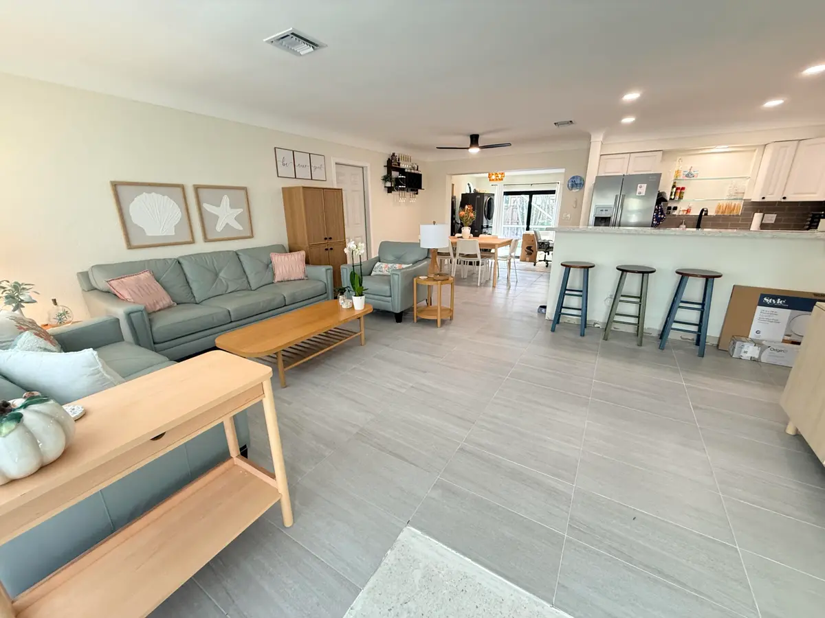 IMG_2876 at 608 NE 24TH Avenue, Pompano Beach