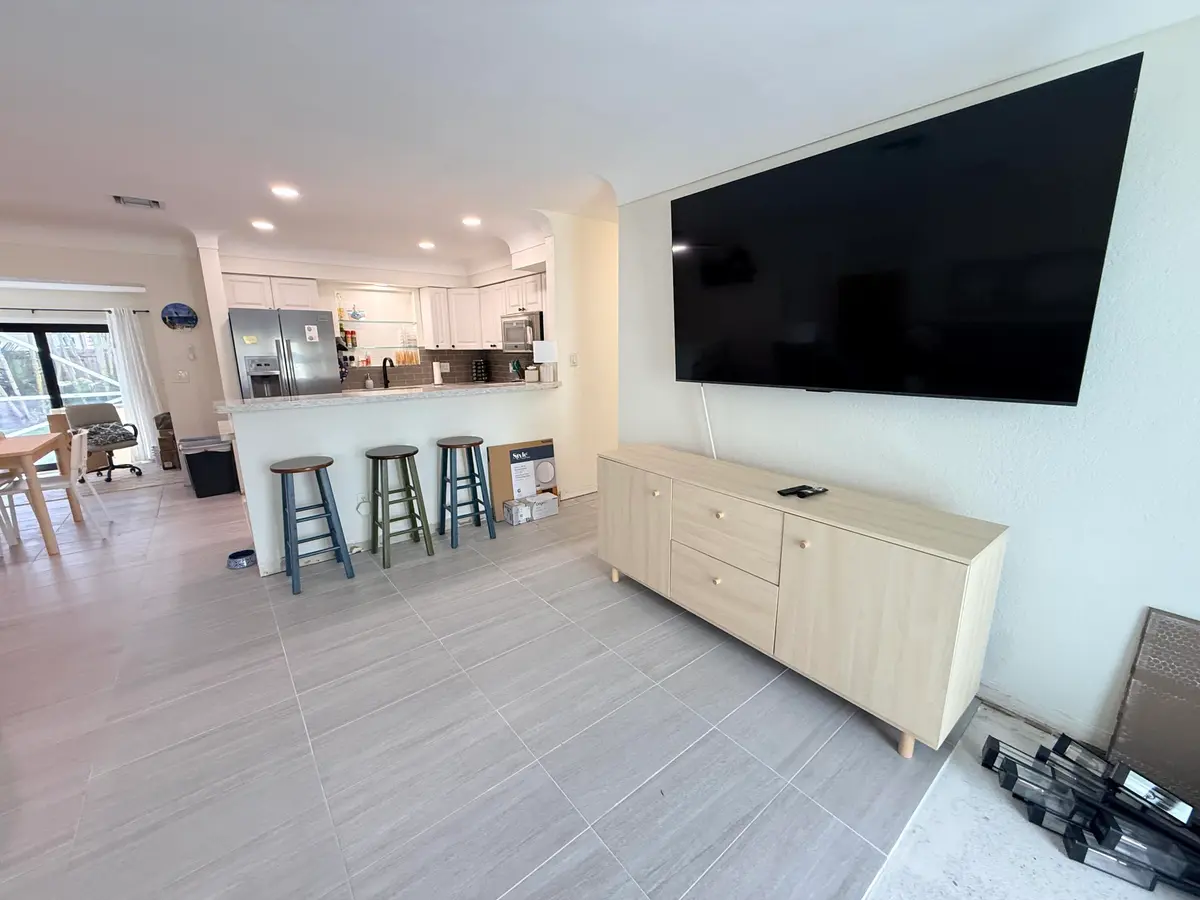 IMG_2861 at 608 NE 24TH Avenue, Pompano Beach