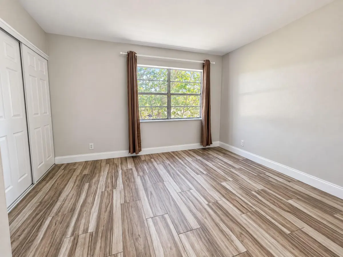 bed2 at 7385 W Sunrise Boulevard, Plantation