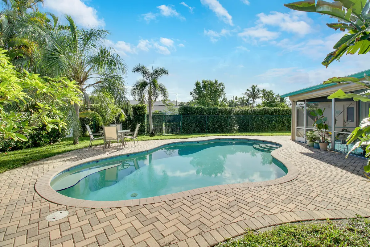 Saltwater Pool at 60 Camelia Circle, Tequesta
