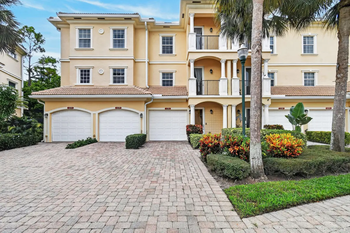 Front View at 12583 SE OLD CYPRESS Drive 3-908, Hobe Sound