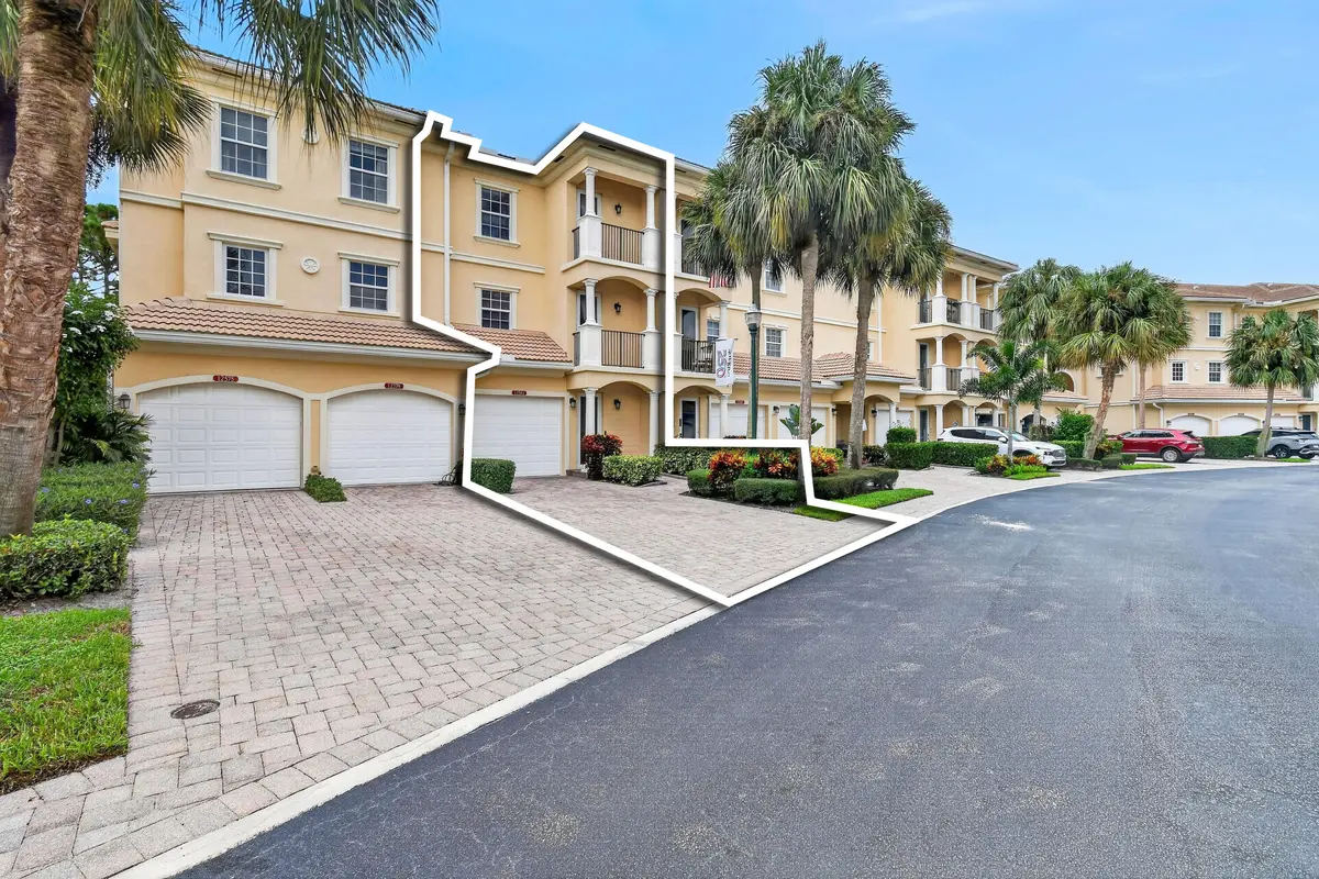 street view at 12583 SE OLD CYPRESS Drive 3-908, Hobe Sound