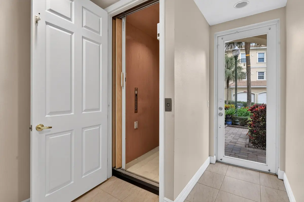 Elevator at 12583 SE OLD CYPRESS Drive 3-908, Hobe Sound