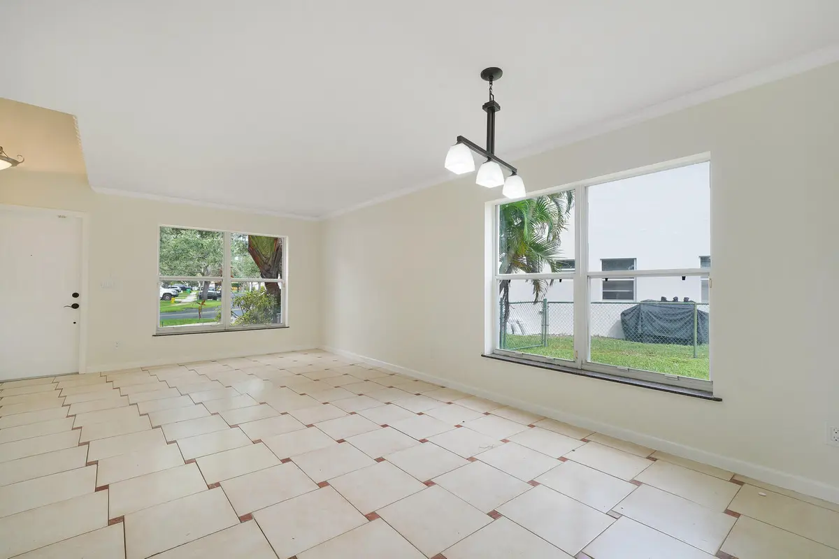 09_Image_9_mls at 2203 SW 134th Avenue, Miramar