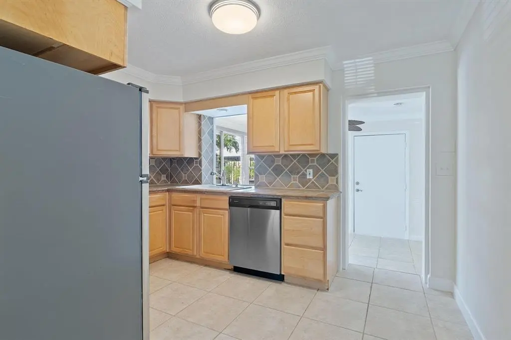 GetMedia.ashx-4 at 2317 NE 33RD, Fort Lauderdale