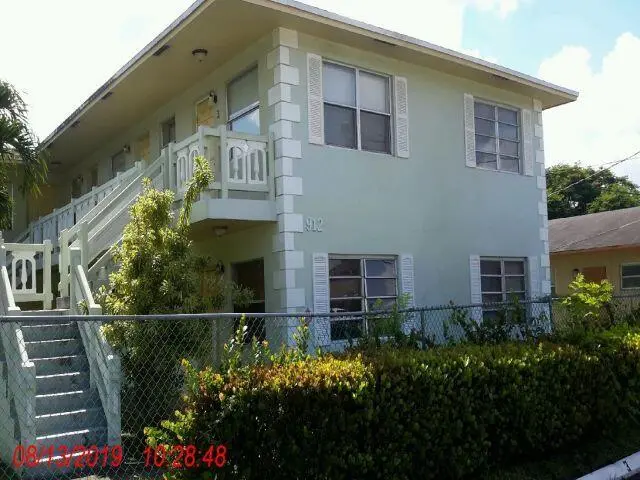 archange_building_pic2 at 912 SW 15th Terrace 1-4, Fort Lauderdale